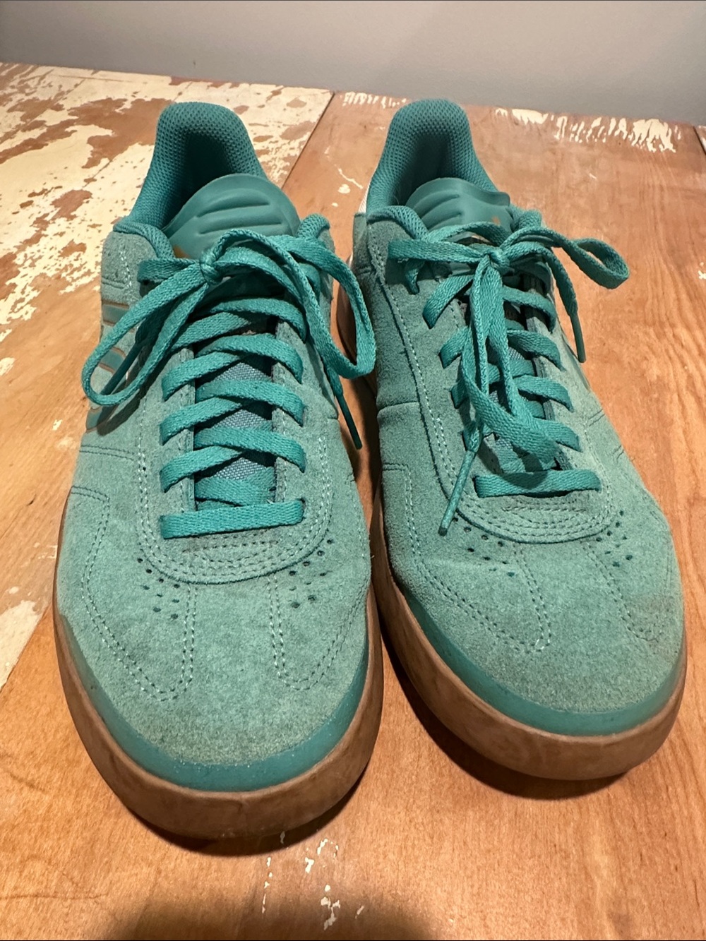 Adidas Five ten flat mountain bike shoes.